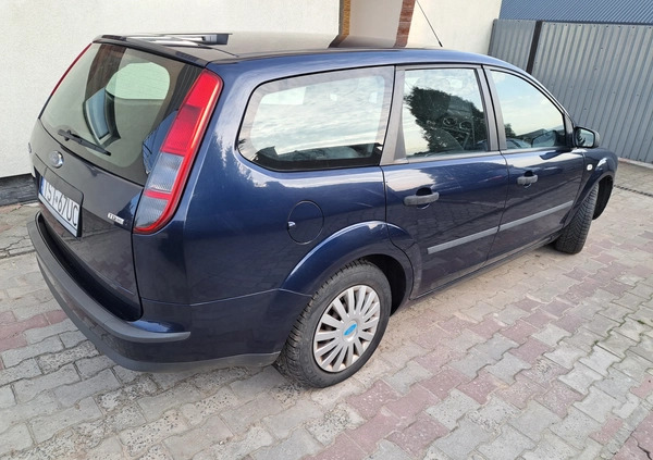 Ford Focus cena 7900 przebieg: 209800, rok produkcji 2006 z Prudnik małe 29